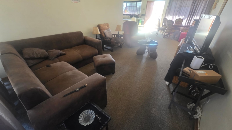 2 Bedroom Property for Sale in Flamwood North West